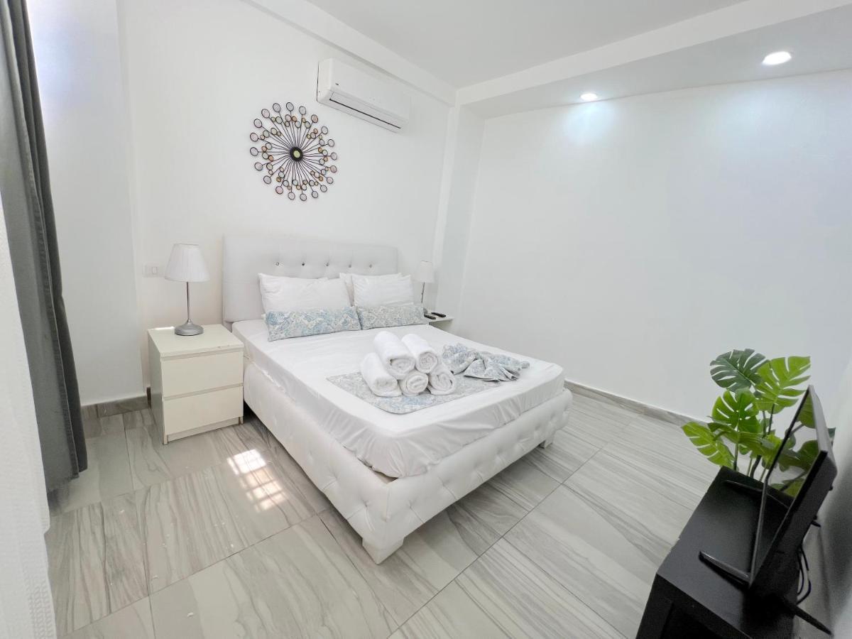 Vacation Suites With Rooftop Pool, Beach Club, Spa, Restaurants - Ducassi Collection - Playa Los Corales Punta Cana Room photo